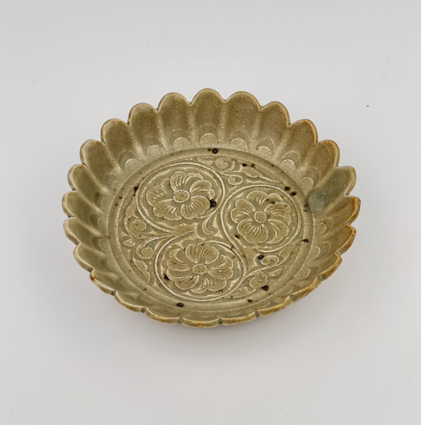 SMALL CELADON CHRYSANTHEMUM DISH, NORTHERN SONG DYNASTY