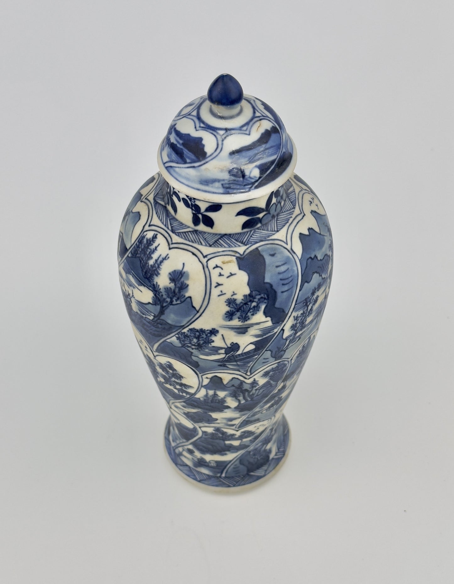 BALUSTER BLUE AND WHITE  VASE, QING DYNASTY, KANGXI ERA, CIRCA 1690