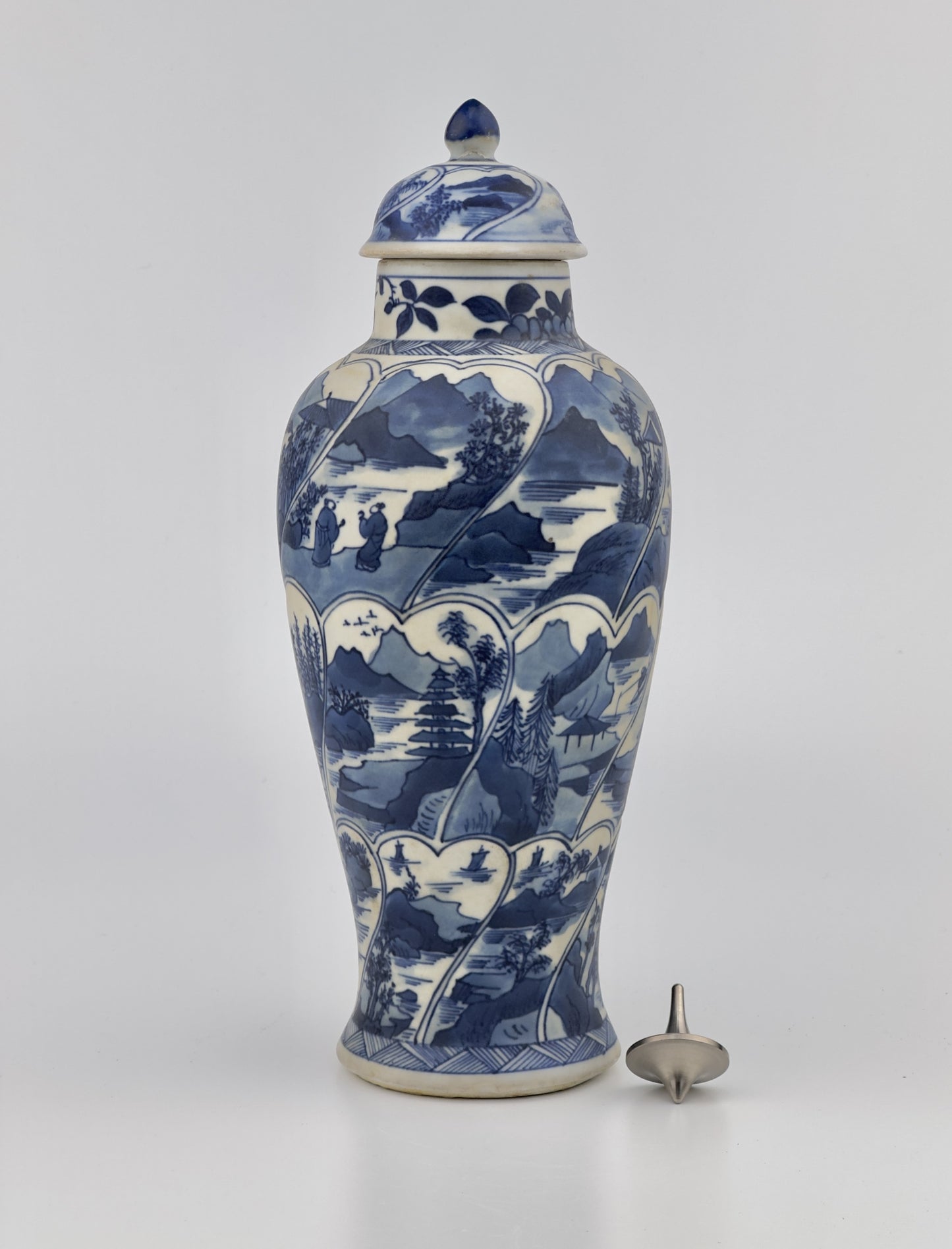 BALUSTER BLUE AND WHITE  VASE, QING DYNASTY, KANGXI ERA, CIRCA 1690