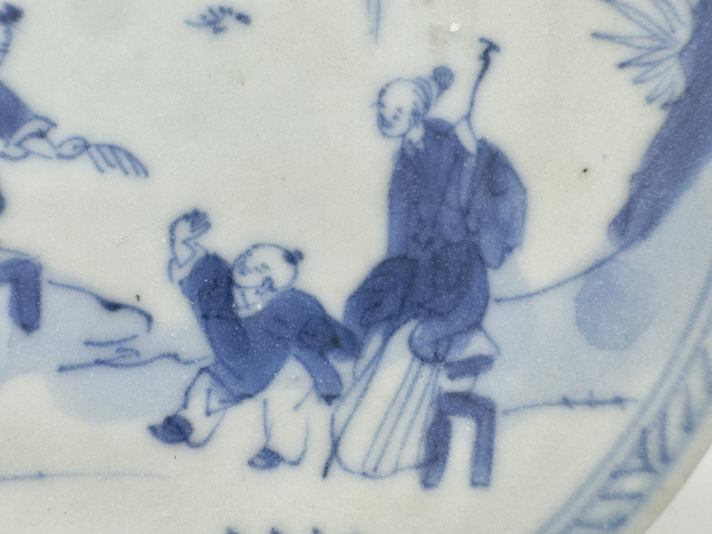 LEAF PASSING BLUE AND WHITE SAUCER CIRCA 1725, QING DYNASTY, YONGZHENG REIGN