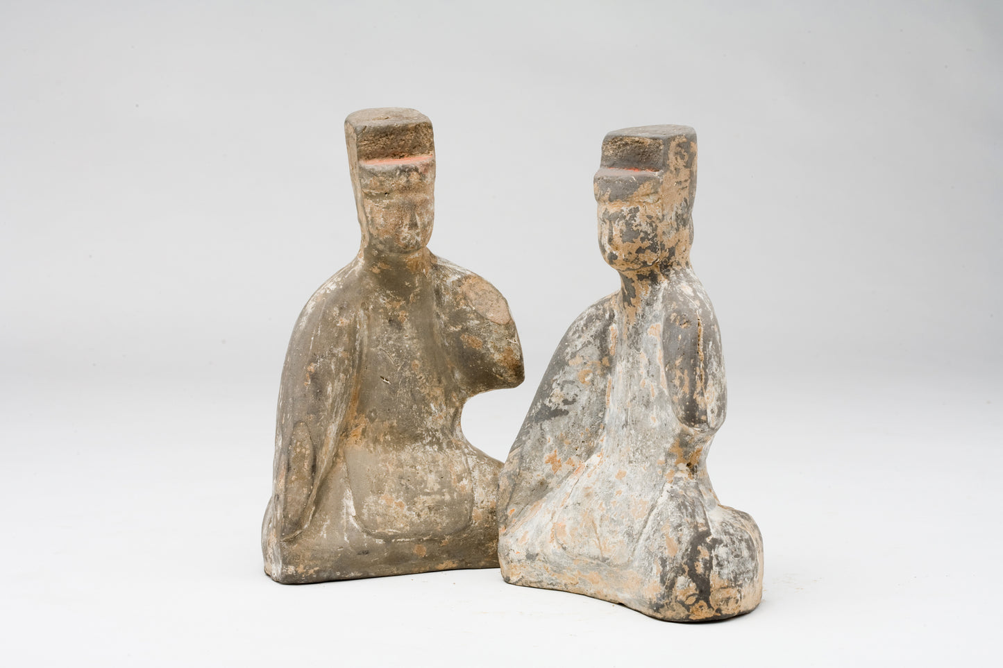 Two Pottery Kneeling Figures of Attendant, Han dynasty