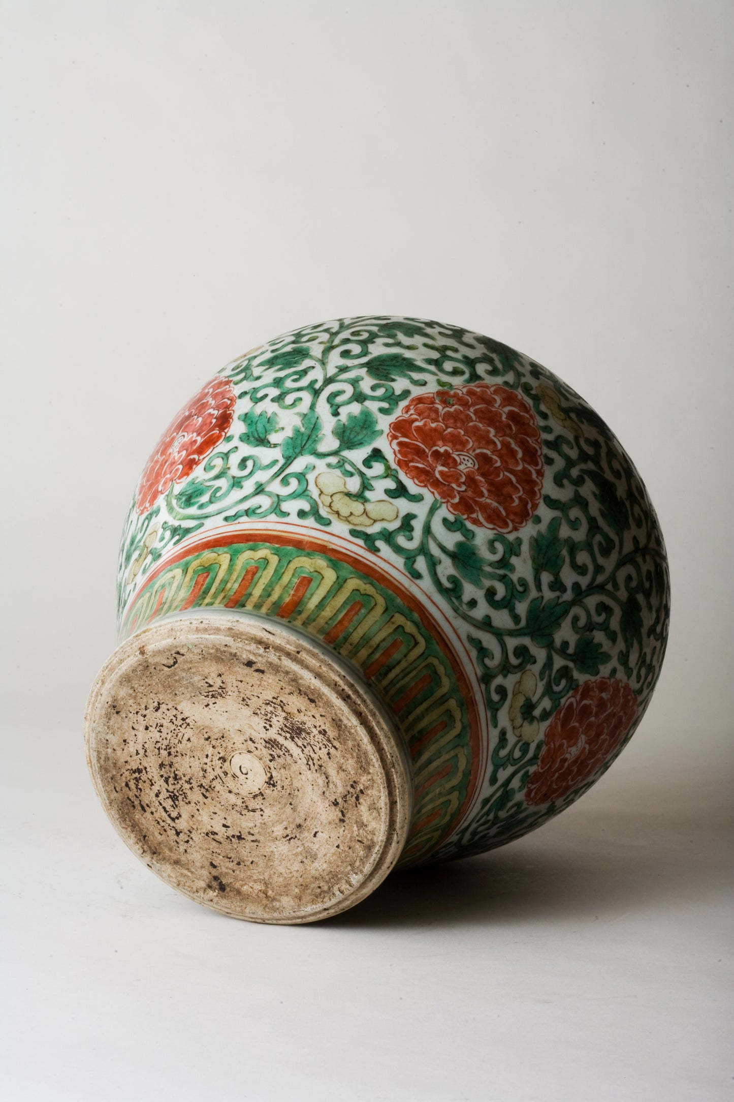 A Wucai 'Peony' Vase Transitional Period, 17th century, Transitional period(Ming Dynasty)